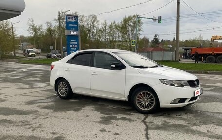 KIA Cerato III, 2010 год, 600 000 рублей, 2 фотография