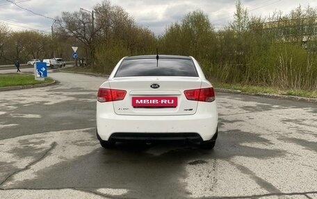 KIA Cerato III, 2010 год, 600 000 рублей, 3 фотография