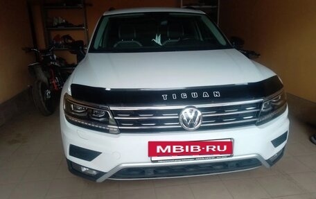 Volkswagen Tiguan II, 2019 год, 3 200 000 рублей, 7 фотография
