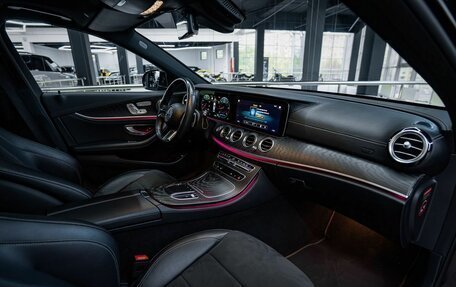 Mercedes-Benz E-Класс, 2021 год, 5 190 000 рублей, 22 фотография