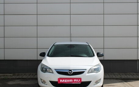 Opel Astra J, 2010 год, 735 000 рублей, 2 фотография