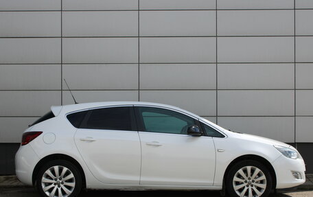 Opel Astra J, 2010 год, 735 000 рублей, 5 фотография