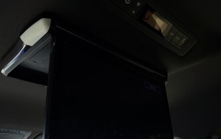 Toyota Noah III, 2021 год, 2 300 000 рублей, 21 фотография