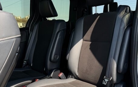 Toyota Noah III, 2021 год, 2 300 000 рублей, 20 фотография