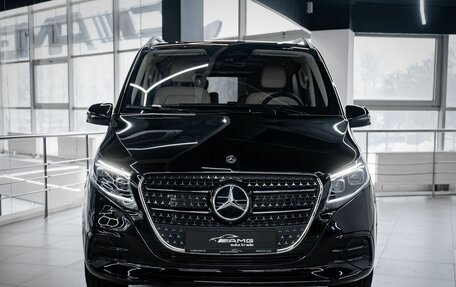 Mercedes-Benz V-Класс, 2025 год, 13 740 000 рублей, 2 фотография