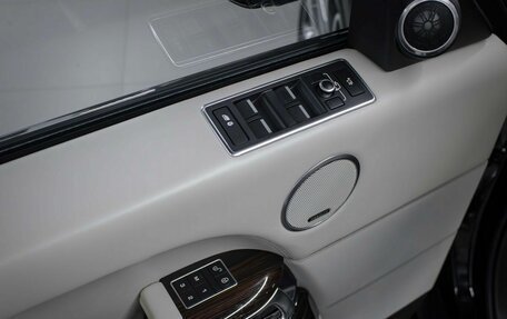 Land Rover Range Rover IV рестайлинг, 2014 год, 5 190 000 рублей, 23 фотография