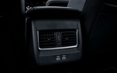 Toyota Camry, 2026 год, 4 399 000 рублей, 17 фотография