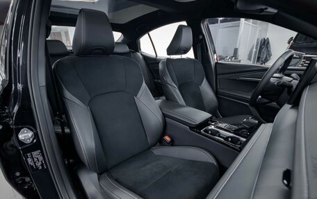 Toyota Camry, 2026 год, 4 399 000 рублей, 19 фотография