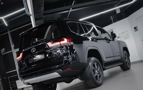 Toyota Land Cruiser, 2025 год, 13 990 000 рублей, 7 фотография