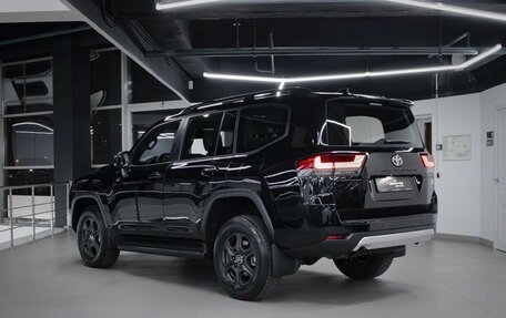 Toyota Land Cruiser, 2025 год, 13 990 000 рублей, 8 фотография
