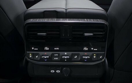 Toyota Land Cruiser, 2025 год, 13 990 000 рублей, 20 фотография