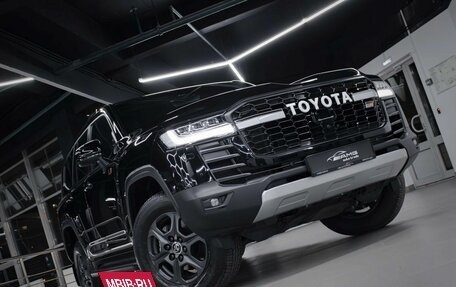 Toyota Land Cruiser, 2025 год, 13 990 000 рублей, 14 фотография