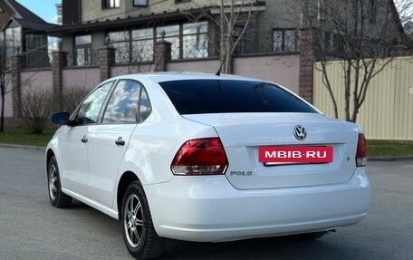 Volkswagen Polo VI (EU Market), 2013 год, 745 000 рублей, 2 фотография