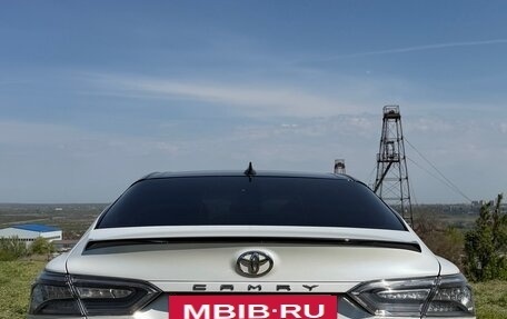 Toyota Camry, 2020 год, 3 300 000 рублей, 6 фотография
