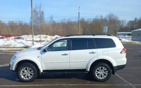 Mitsubishi Pajero Sport II рестайлинг, 2013 год, 2 300 000 рублей, 2 фотография