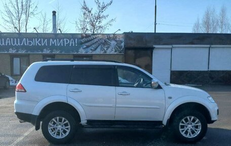 Mitsubishi Pajero Sport II рестайлинг, 2013 год, 2 300 000 рублей, 11 фотография