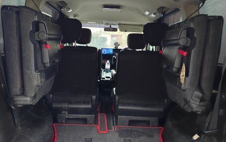 Nissan Serena III, 2010 год, 939 000 рублей, 16 фотография