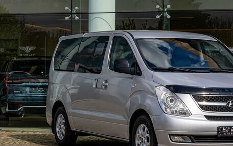 Hyundai Grand Starex Grand Starex I рестайлинг 2, 2010 год, 1 695 000 рублей, 7 фотография