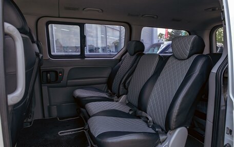Hyundai Grand Starex Grand Starex I рестайлинг 2, 2010 год, 1 695 000 рублей, 17 фотография