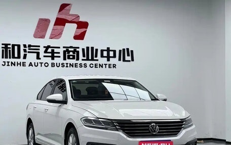 Volkswagen Lavida, 2022 год, 1 222 000 рублей, 2 фотография