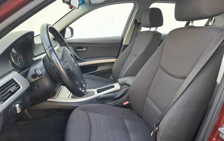 BMW 3 серия, 2011 год, 920 000 рублей, 10 фотография