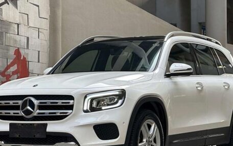Mercedes-Benz GLB, 2022 год, 2 350 000 рублей, 2 фотография