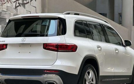 Mercedes-Benz GLB, 2022 год, 2 350 000 рублей, 4 фотография