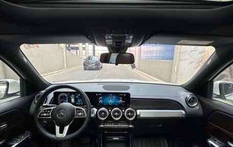 Mercedes-Benz GLB, 2022 год, 2 350 000 рублей, 6 фотография