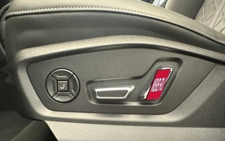 Audi Q7, 2025 год, 13 240 000 рублей, 10 фотография