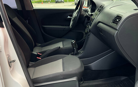 Volkswagen Polo VI (EU Market), 2012 год, 840 000 рублей, 17 фотография
