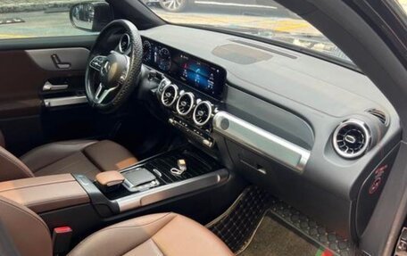 Mercedes-Benz GLB, 2022 год, 2 320 000 рублей, 9 фотография