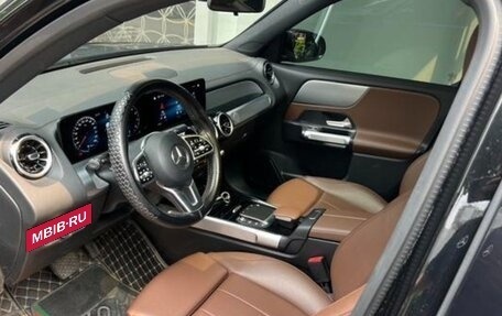 Mercedes-Benz GLB, 2022 год, 2 320 000 рублей, 7 фотография