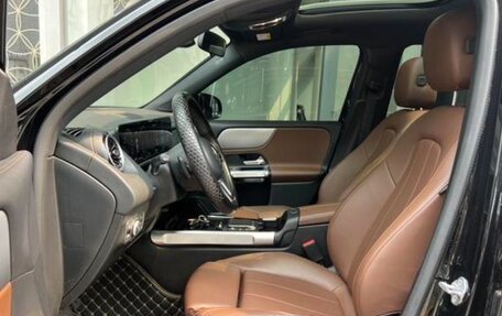 Mercedes-Benz GLB, 2022 год, 2 320 000 рублей, 11 фотография