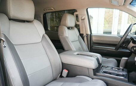 Toyota Tundra II, 2018 год, 6 999 999 рублей, 12 фотография