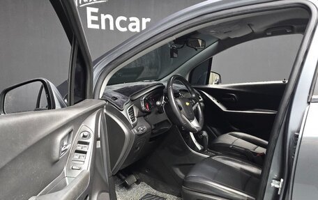 Chevrolet Trax, 2021 год, 1 037 000 рублей, 5 фотография