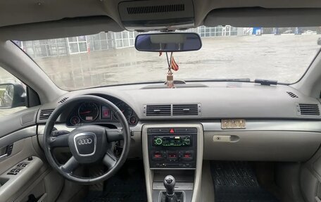 Audi A4, 2003 год, 530 000 рублей, 26 фотография