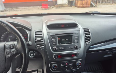 KIA Sorento II рестайлинг, 2013 год, 1 750 000 рублей, 15 фотография