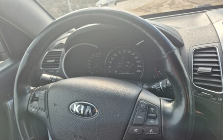 KIA Sorento II рестайлинг, 2013 год, 1 750 000 рублей, 16 фотография