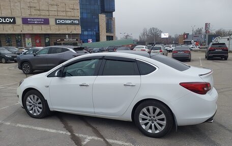 Opel Astra J, 2013 год, 700 000 рублей, 4 фотография