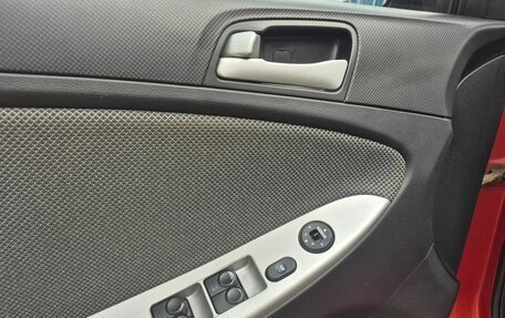 Hyundai Solaris II рестайлинг, 2011 год, 589 000 рублей, 12 фотография