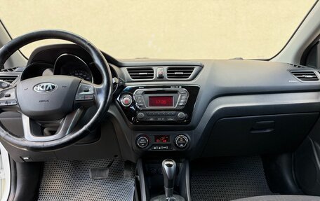 KIA Rio III рестайлинг, 2013 год, 1 120 000 рублей, 9 фотография
