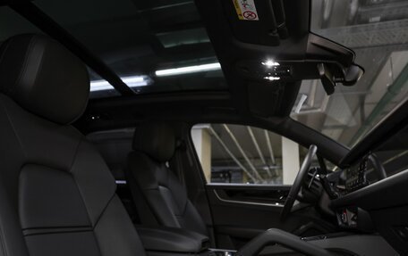 Porsche Cayenne III, 2025 год, 17 520 000 рублей, 29 фотография