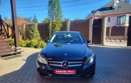 Mercedes-Benz C-Класс, 2015 год, 1 950 000 рублей, 8 фотография