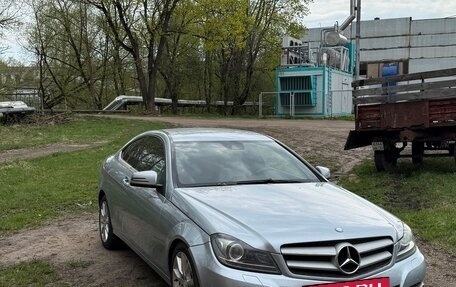 Mercedes-Benz C-Класс, 2012 год, 1 300 000 рублей, 2 фотография