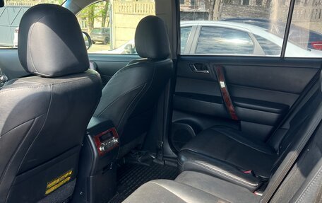 Toyota Highlander III, 2012 год, 1 750 000 рублей, 6 фотография