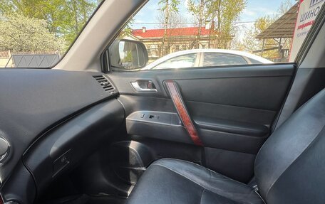 Toyota Highlander III, 2012 год, 1 750 000 рублей, 11 фотография