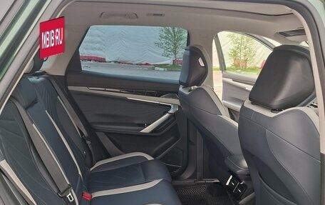 Geely Atlas, 2024 год, 3 150 000 рублей, 18 фотография