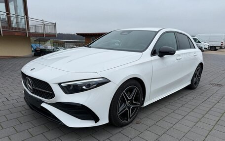 Mercedes-Benz A-Класс, 2025 год, 4 669 000 рублей, 1 фотография