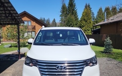 Hyundai Grand Starex Grand Starex I рестайлинг 2, 2019 год, 4 050 000 рублей, 1 фотография