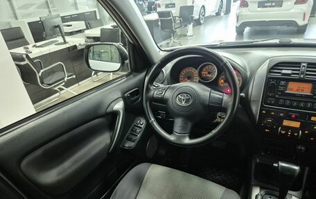 Toyota RAV4, 2004 год, 756 000 рублей, 24 фотография